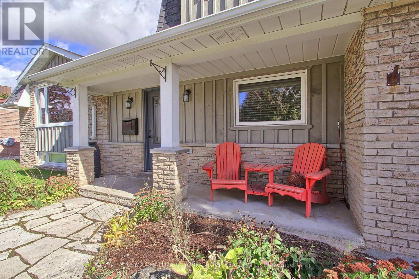 137 Churchill Road S, Halton Hills (Ac Acton), Ontario  L7J 2J5 - Photo 4 - W13886294