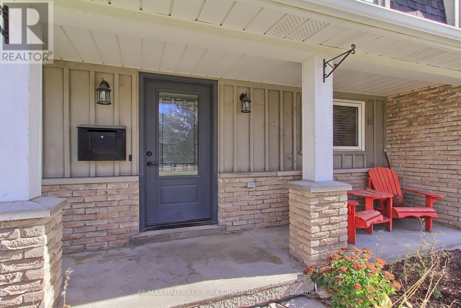 137 Churchill Road S, Halton Hills (Ac Acton), Ontario  L7J 2J5 - Photo 5 - W13886294