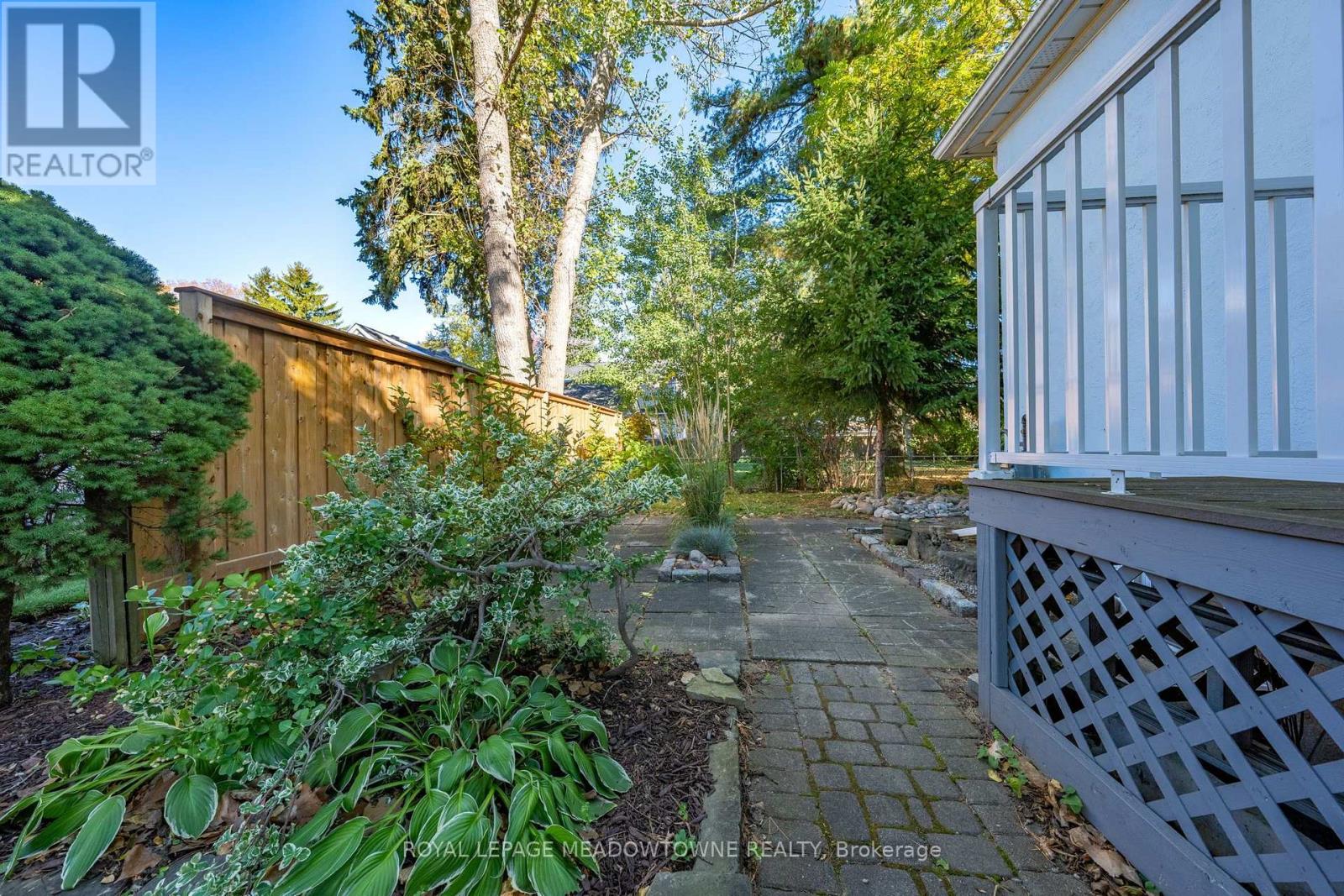 33 Durham Street, Halton Hills (Georgetown), Ontario  L7G 1Z8 - Photo 37 - W13934048