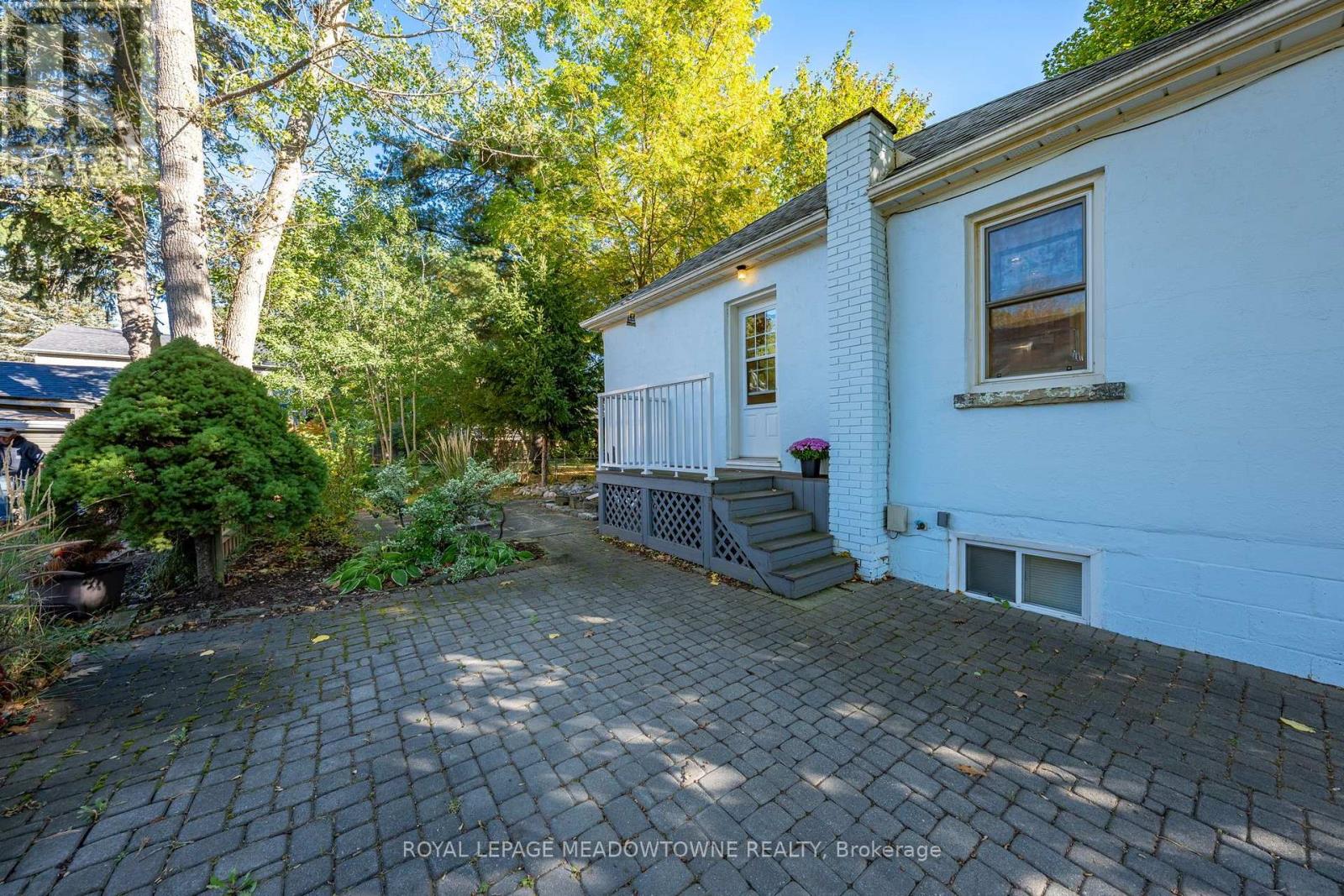 33 Durham Street, Halton Hills (Georgetown), Ontario  L7G 1Z8 - Photo 39 - W13934048