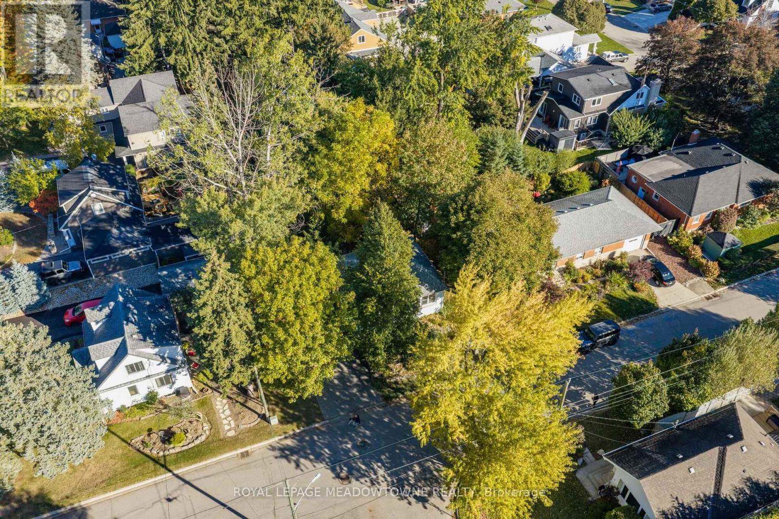 33 Durham Street, Halton Hills (Georgetown), Ontario  L7G 1Z8 - Photo 45 - W13934048