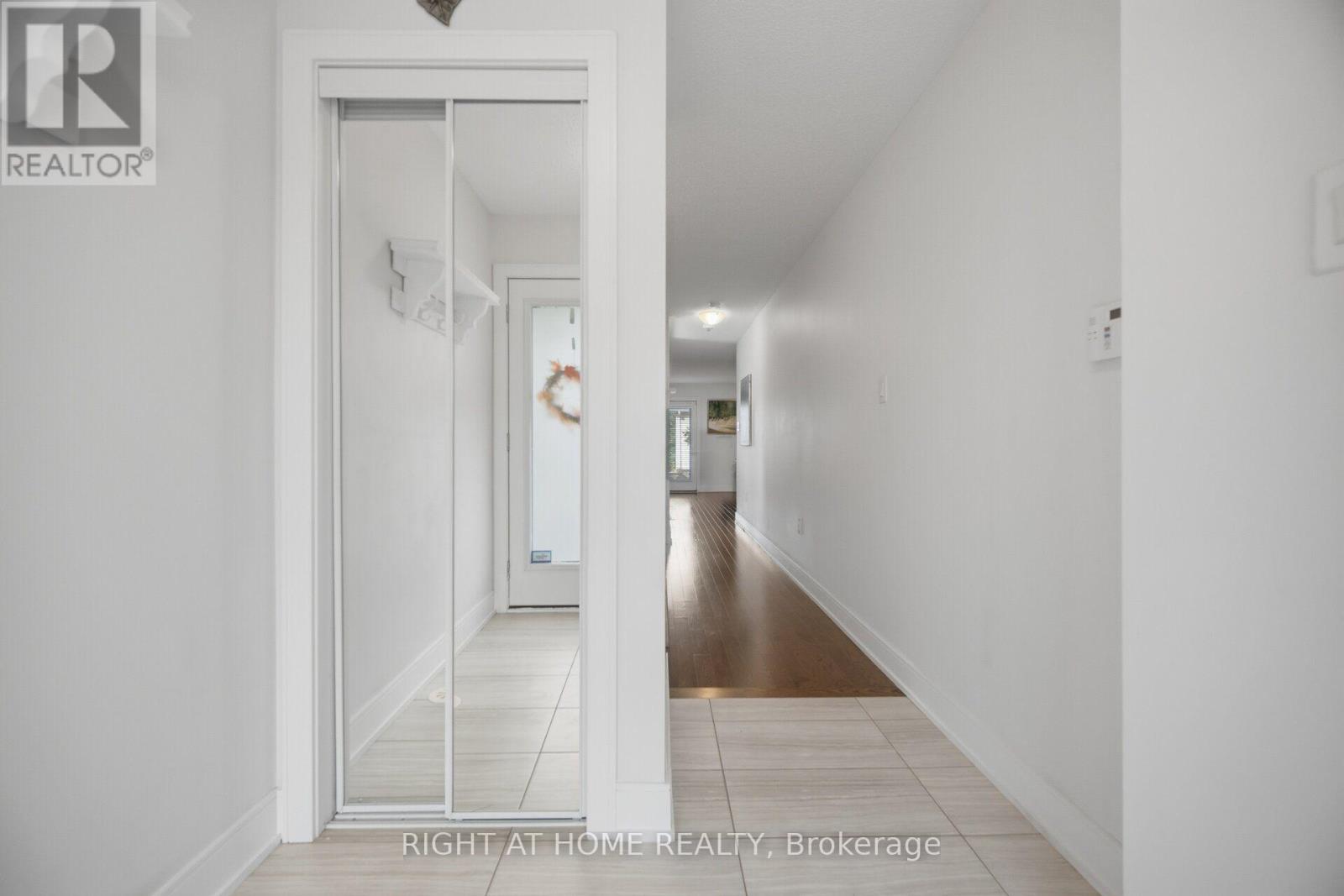 36 Whitehorn Lane, Halton Hills (Georgetown), Ontario  L7G 0K1 - Photo 4 - W13986056
