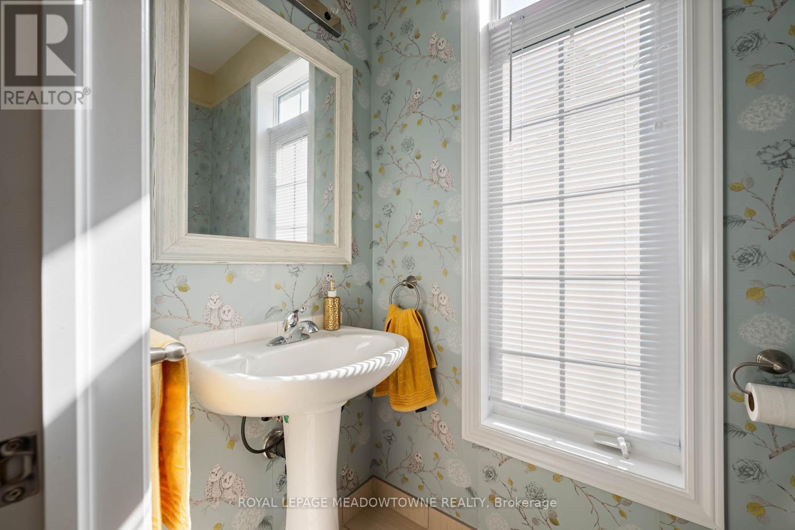 16 Ridgegate Crescent, Halton Hills (Georgetown), Ontario  L7G 0L1 - Photo 14 - W14010622