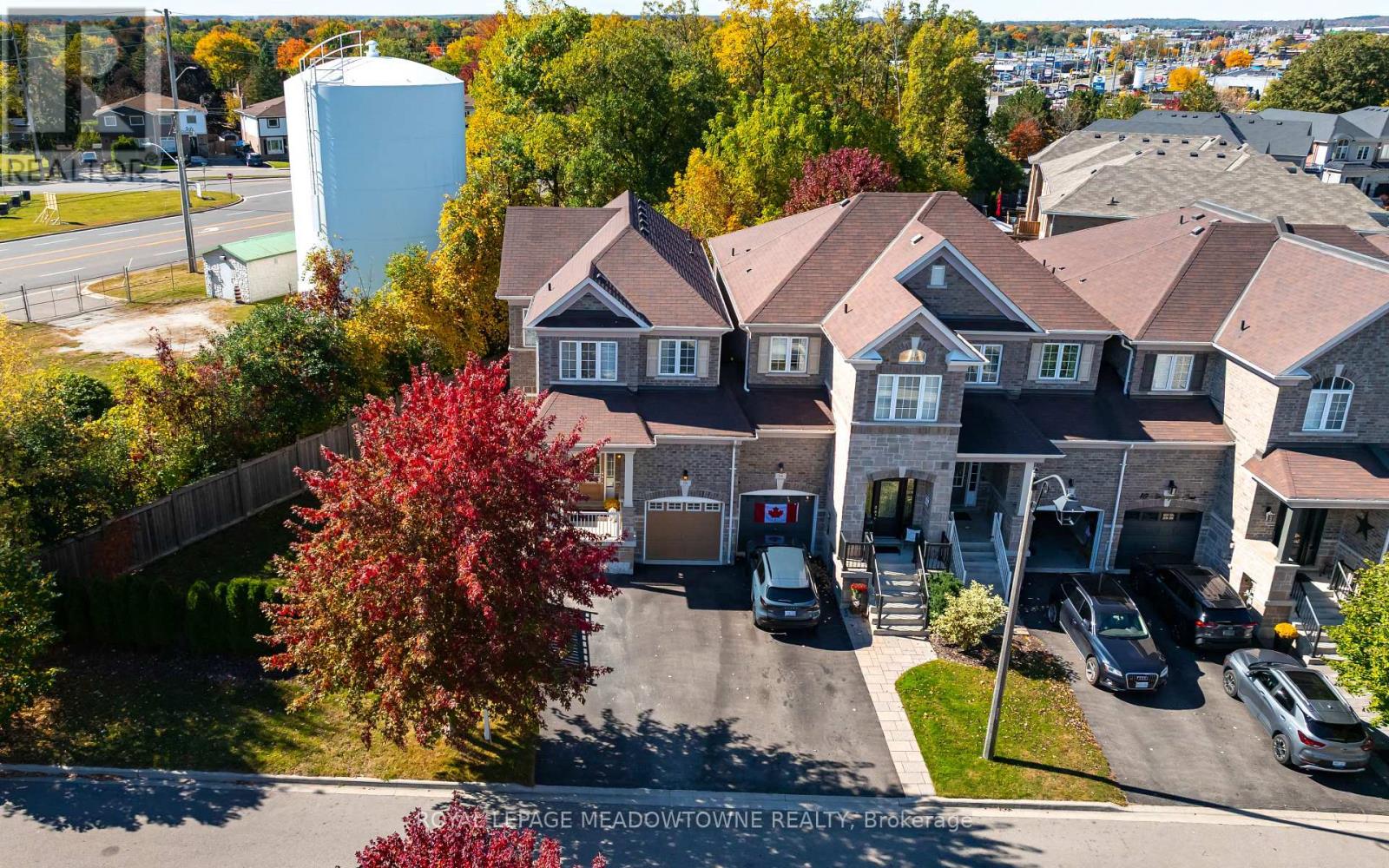 16 Ridgegate Crescent, Halton Hills (Georgetown), Ontario  L7G 0L1 - Photo 3 - W14010622
