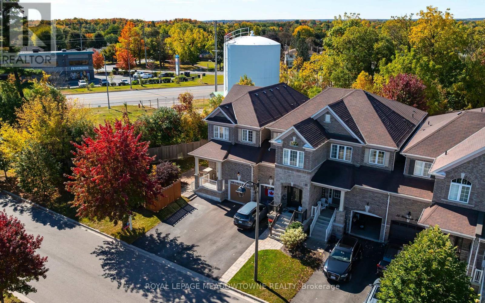 16 Ridgegate Crescent, Halton Hills (Georgetown), Ontario  L7G 0L1 - Photo 4 - W14010622