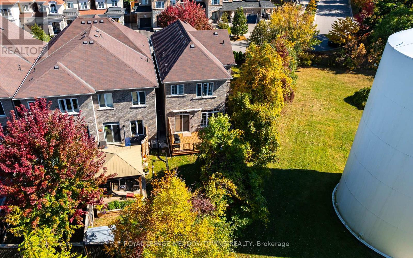16 Ridgegate Crescent, Halton Hills (Georgetown), Ontario  L7G 0L1 - Photo 50 - W14010622