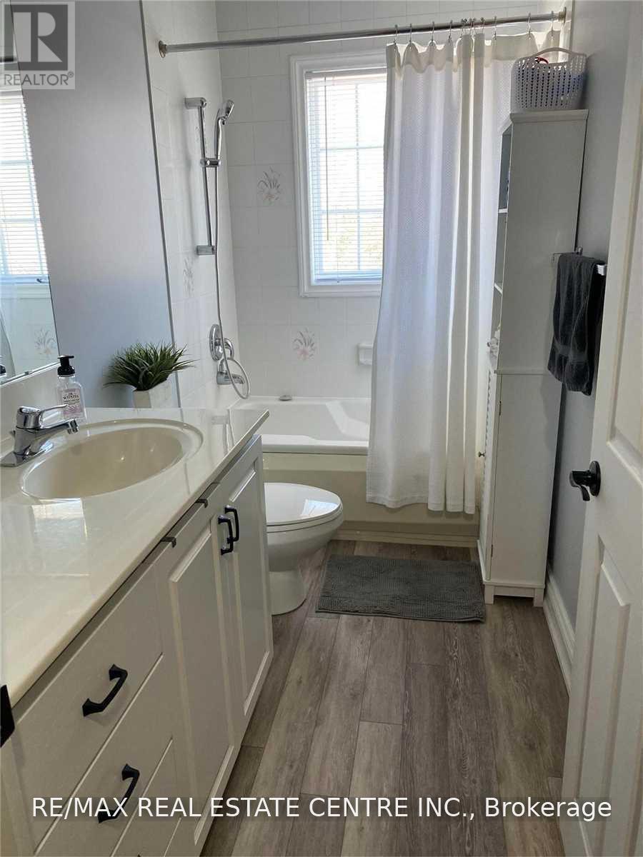 5 William Street, Halton Hills (Georgetown), Ontario  L7G 1Y2 - Photo 10 - W14033276