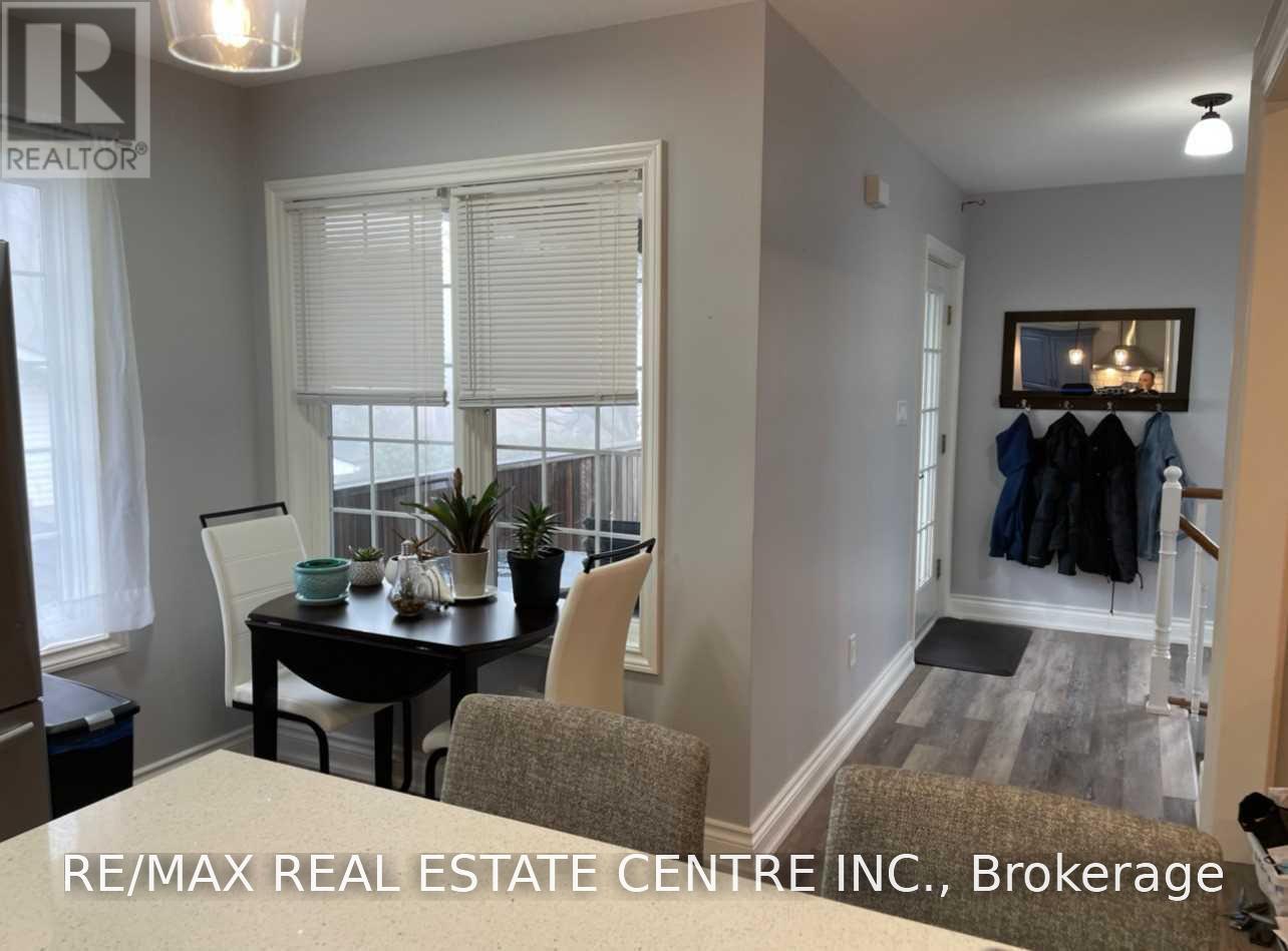 5 William Street, Halton Hills (Georgetown), Ontario  L7G 1Y2 - Photo 3 - W14033276