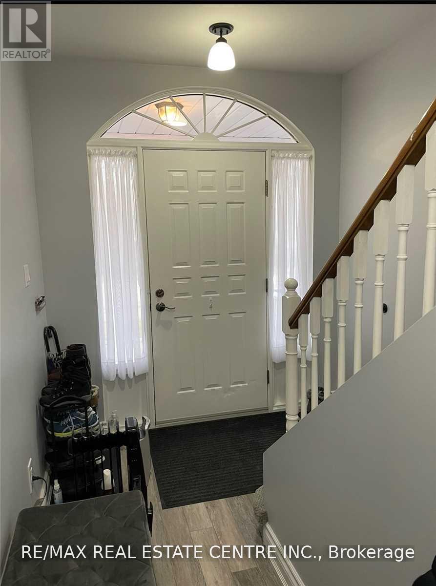 5 William Street, Halton Hills (Georgetown), Ontario  L7G 1Y2 - Photo 5 - W14033276