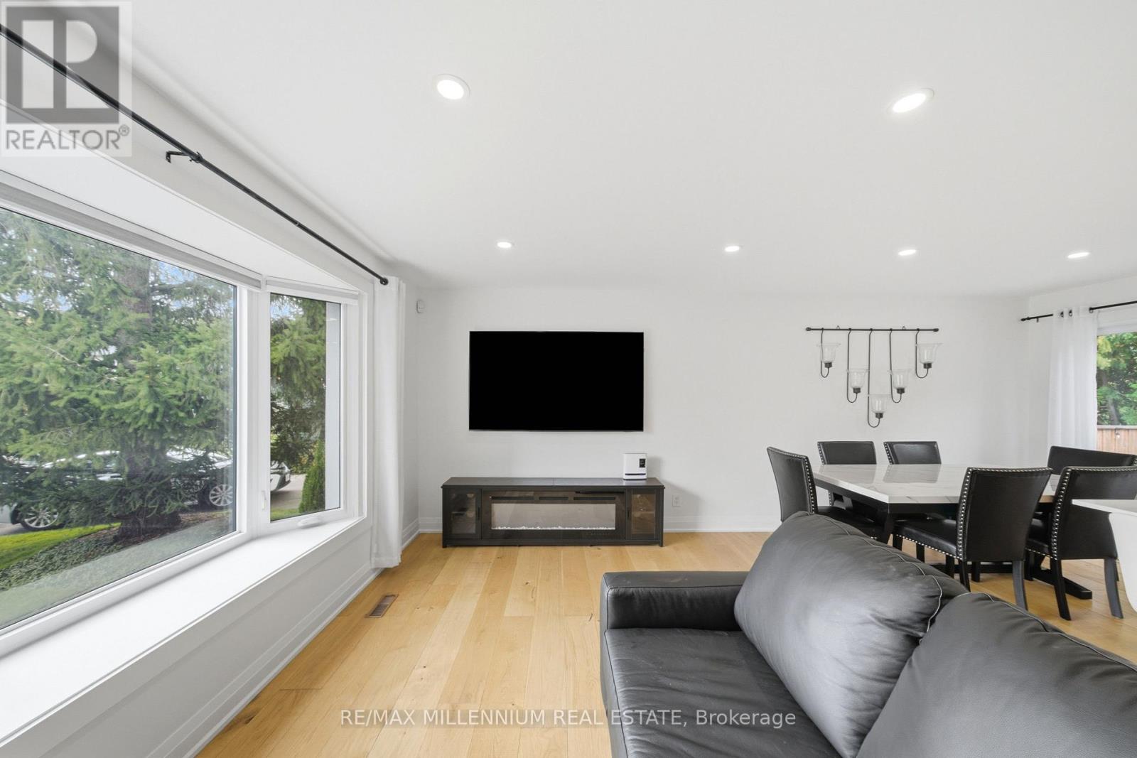14 Crombie Place, Halton Hills (Georgetown), Ontario  L7G 1K2 - Photo 21 - W14033702