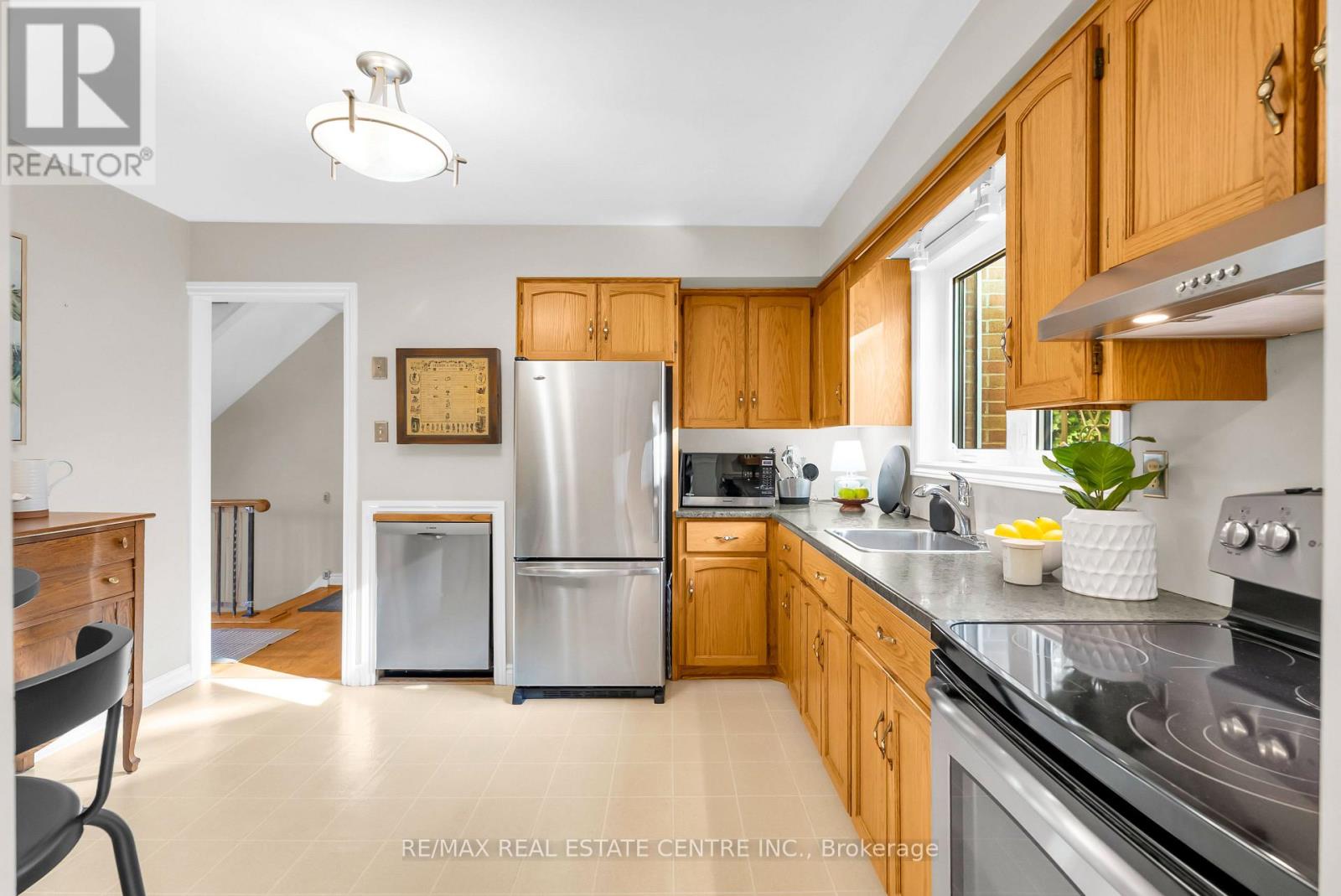 11 Dawson Crescent, Halton Hills (Georgetown), Ontario  L7G 1H3 - Photo 20 - W14033744