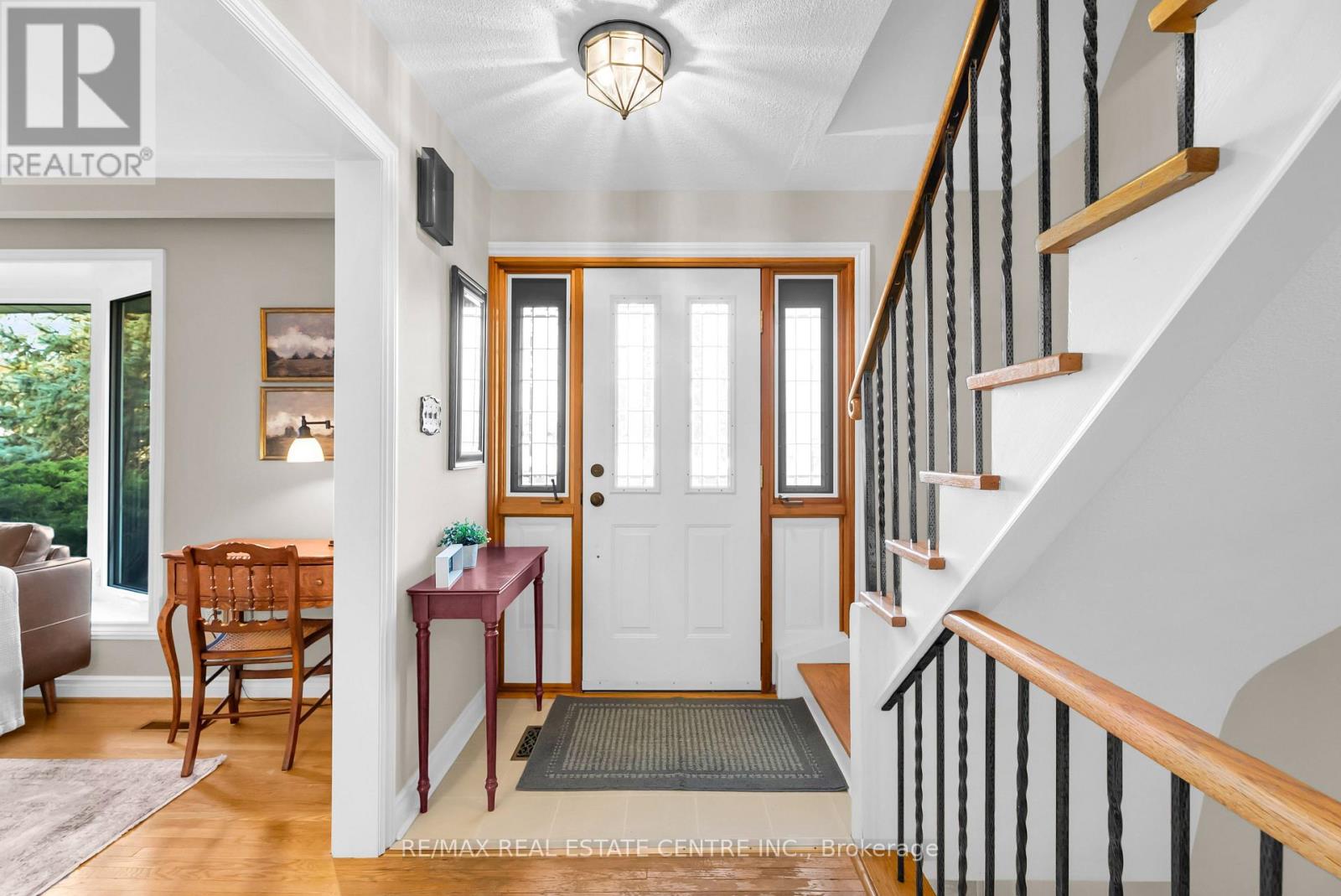 11 Dawson Crescent, Halton Hills (Georgetown), Ontario  L7G 1H3 - Photo 8 - W14033744