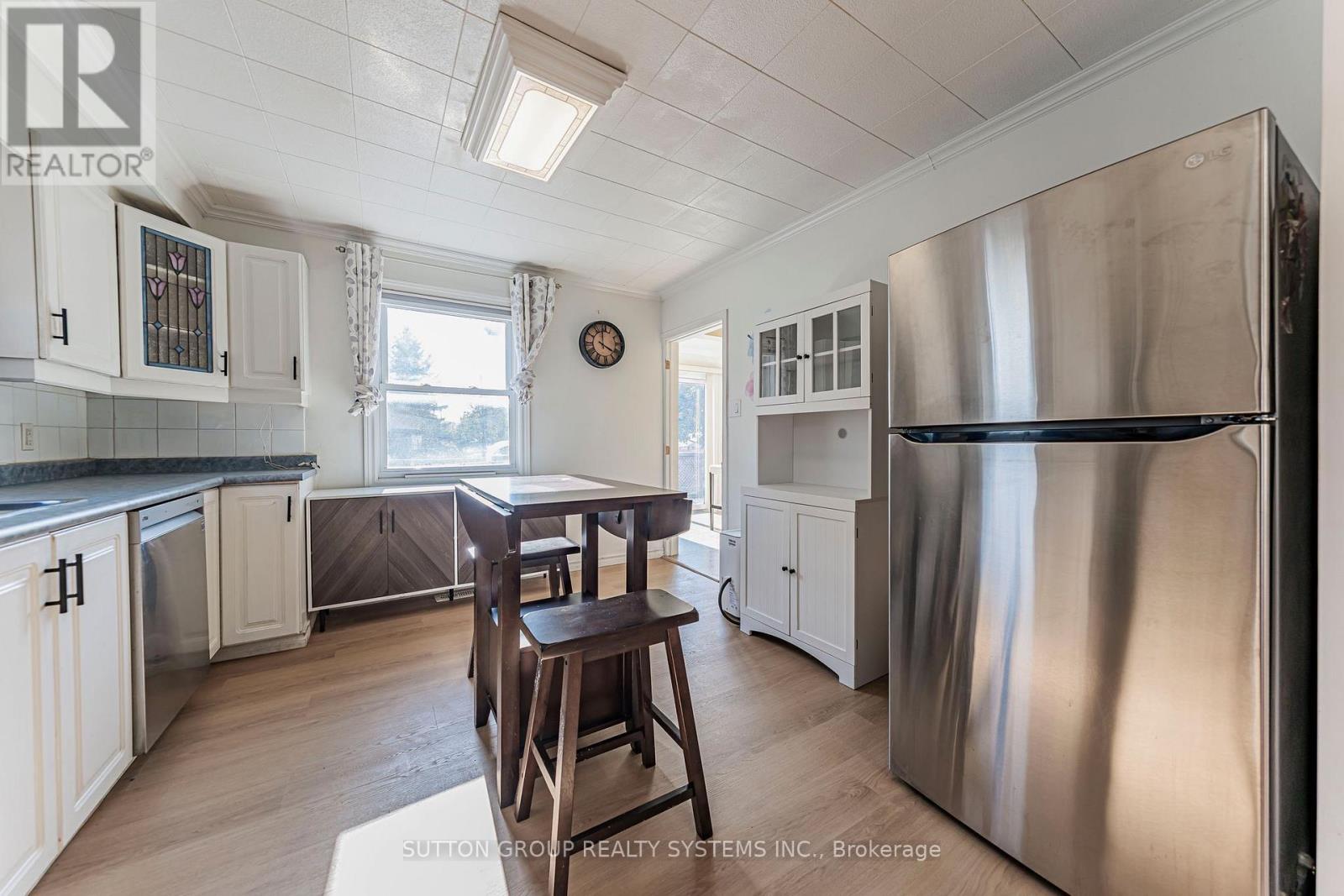 22 Arletta Street, Halton Hills (Georgetown), Ontario  L7G 3J3 - Photo 13 - W14084380