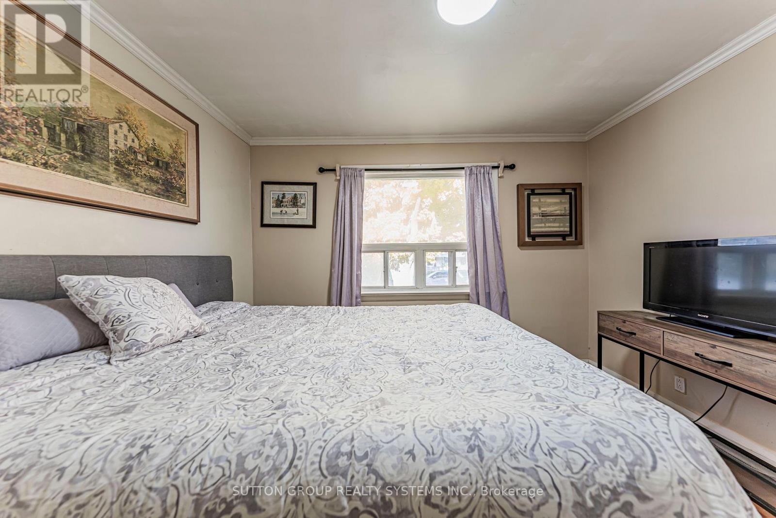 22 Arletta Street, Halton Hills (Georgetown), Ontario  L7G 3J3 - Photo 18 - W14084380