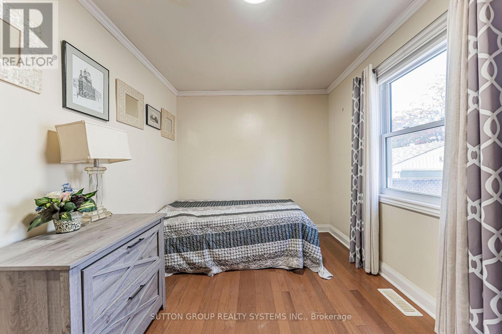 22 Arletta Street, Halton Hills (Georgetown), Ontario  L7G 3J3 - Photo 22 - W14084380