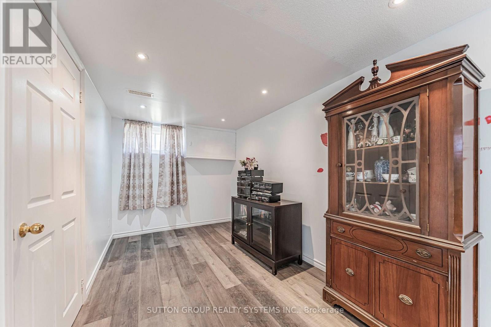22 Arletta Street, Halton Hills (Georgetown), Ontario  L7G 3J3 - Photo 36 - W14084380