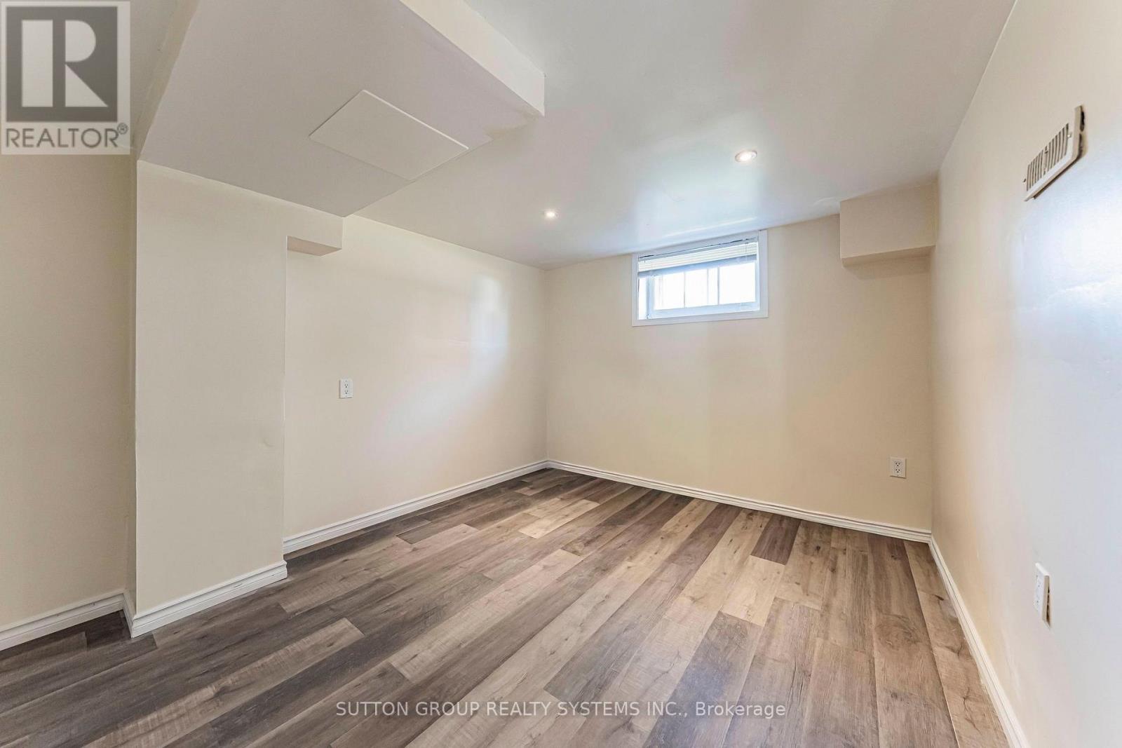 22 Arletta Street, Halton Hills (Georgetown), Ontario  L7G 3J3 - Photo 38 - W14084380
