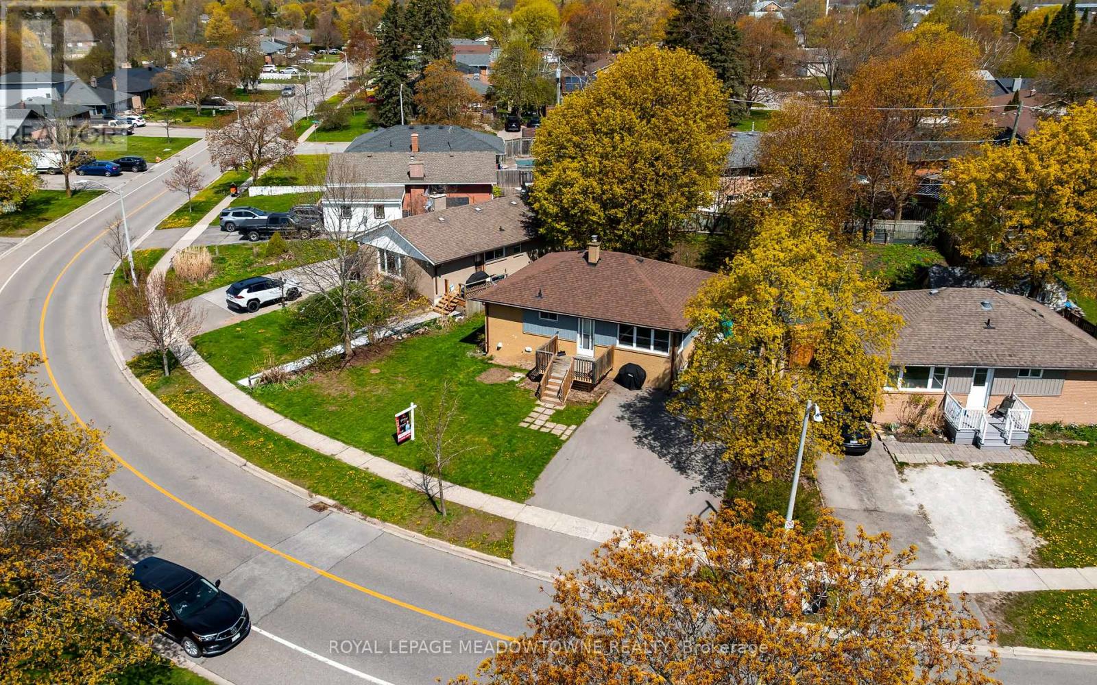 169 Longfield Road, Halton Hills (Ac Acton), Ontario  L7J 2K7 - Photo 6 - W14085290