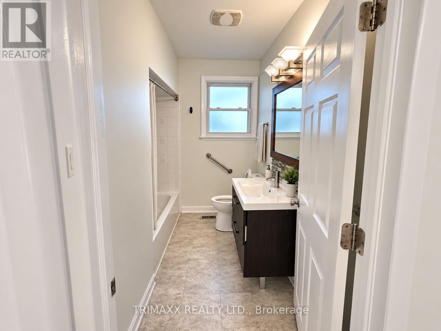 86 Charles Street, Halton Hills (Georgetown), Ontario  L7G 2Z9 - Photo 10 - W14086464