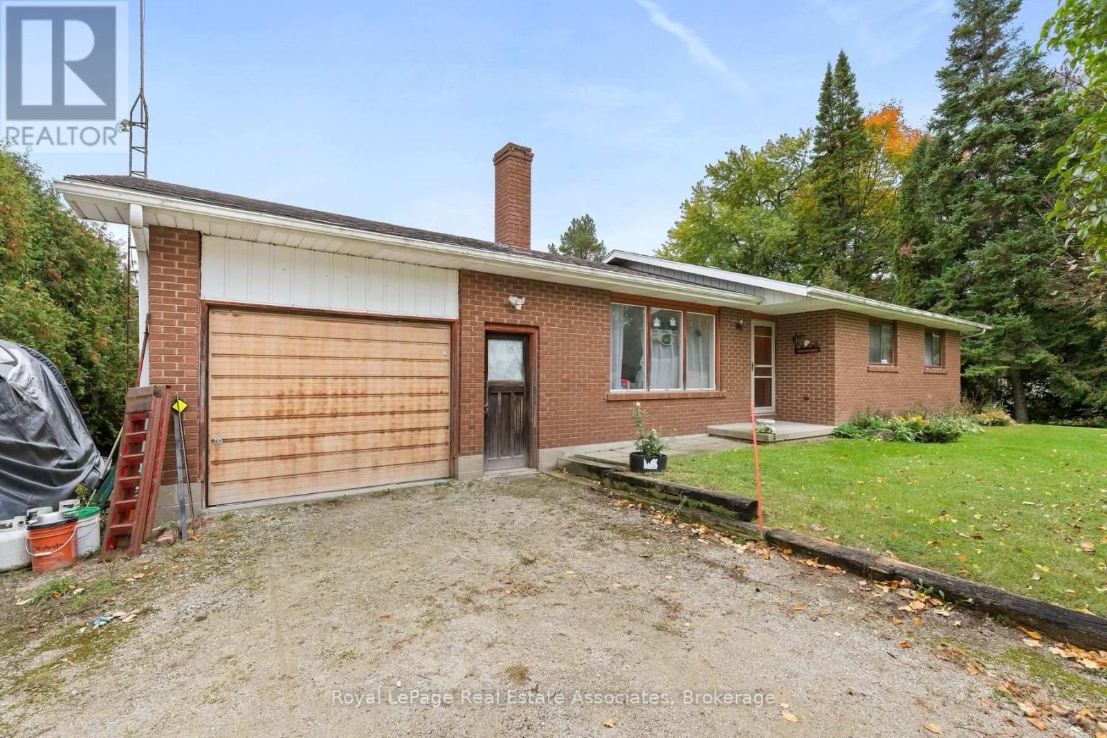 13330 5 Side Road, Halton Hills (Georgetown), Ontario  L7G 4S5 - Photo 4 - W14090122