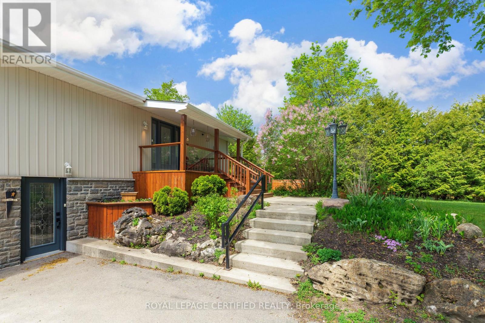 5058 3 Line, Erin, Ontario  L7J 2L8 - Photo 4 - X14090354