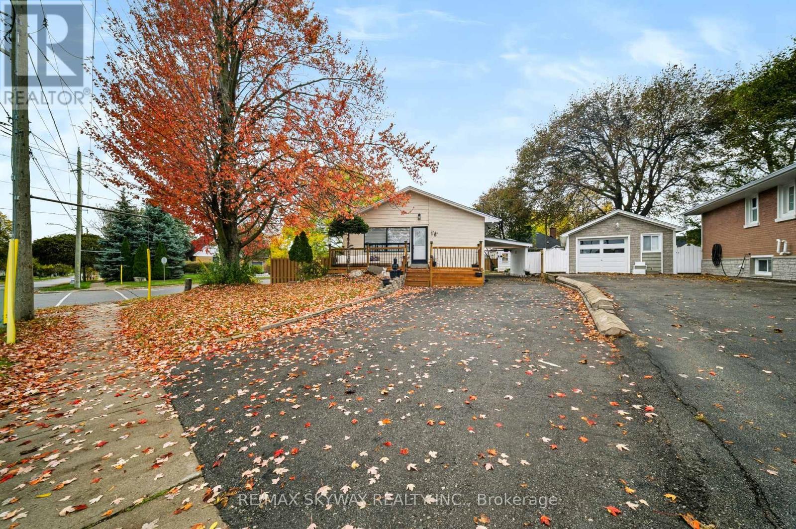 10 Rexway Drive, Halton Hills (Georgetown), Ontario  L7G 1P5 - Photo 3 - W14090490