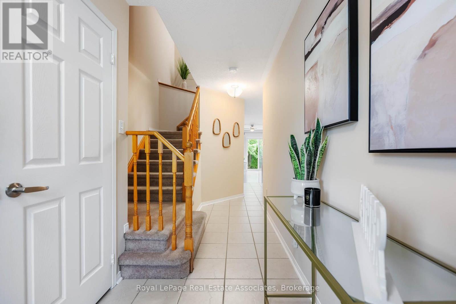 47 Bradley Drive, Halton Hills (Georgetown), Ontario  L7G 6B6 - Photo 15 - W14090938