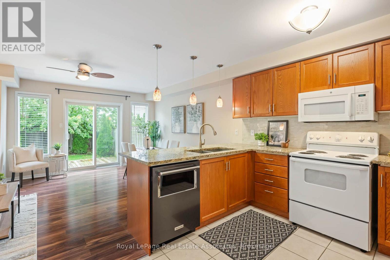 47 Bradley Drive, Halton Hills (Georgetown), Ontario  L7G 6B6 - Photo 17 - W14090938
