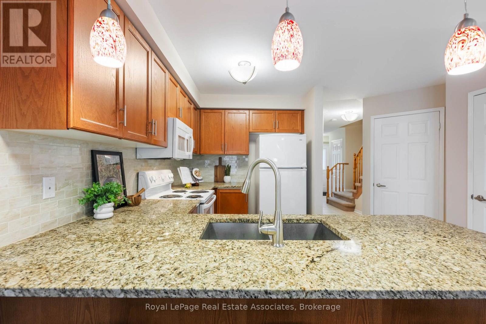 47 Bradley Drive, Halton Hills (Georgetown), Ontario  L7G 6B6 - Photo 21 - W14090938