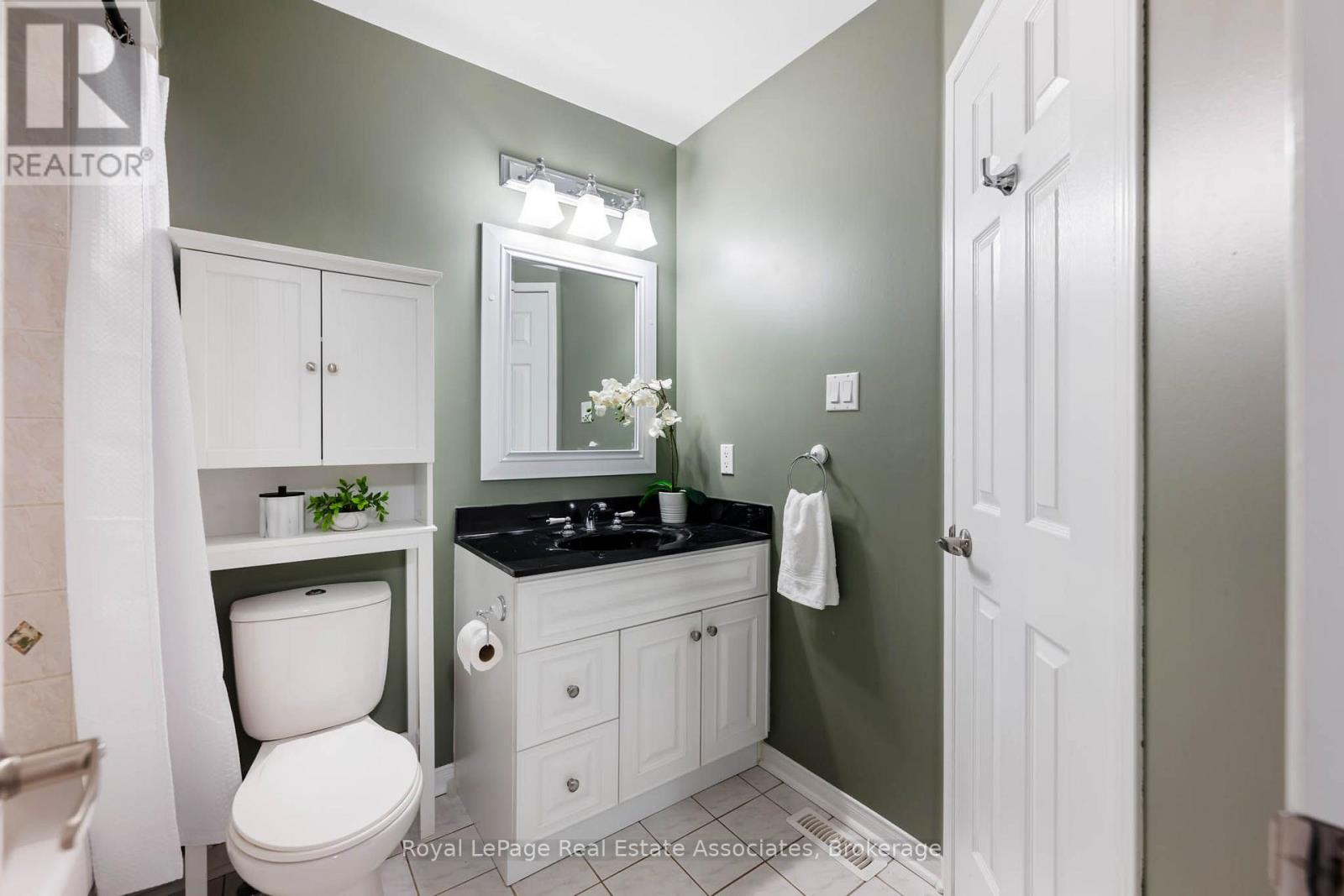 47 Bradley Drive, Halton Hills (Georgetown), Ontario  L7G 6B6 - Photo 37 - W14090938