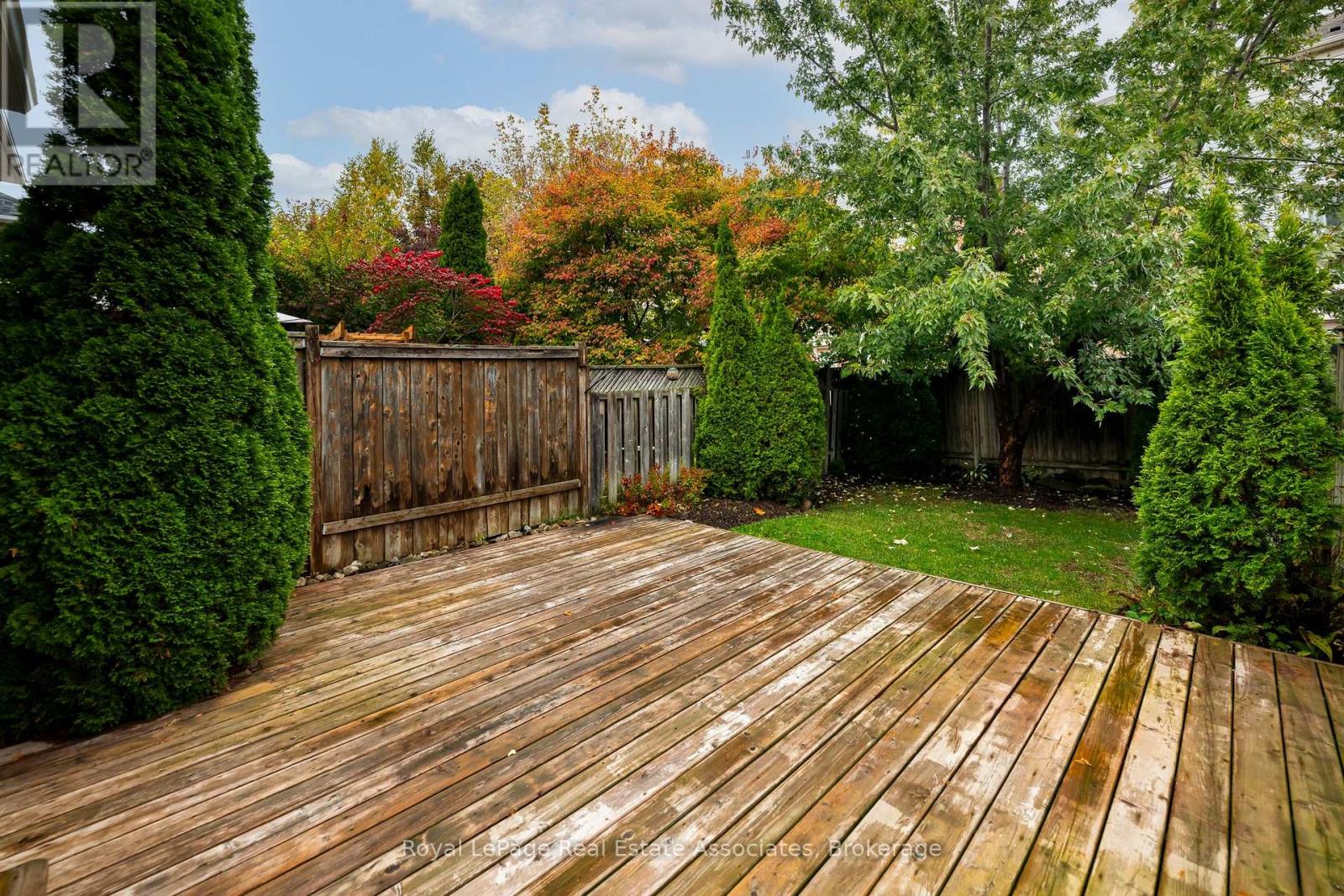 47 Bradley Drive, Halton Hills (Georgetown), Ontario  L7G 6B6 - Photo 5 - W14090938
