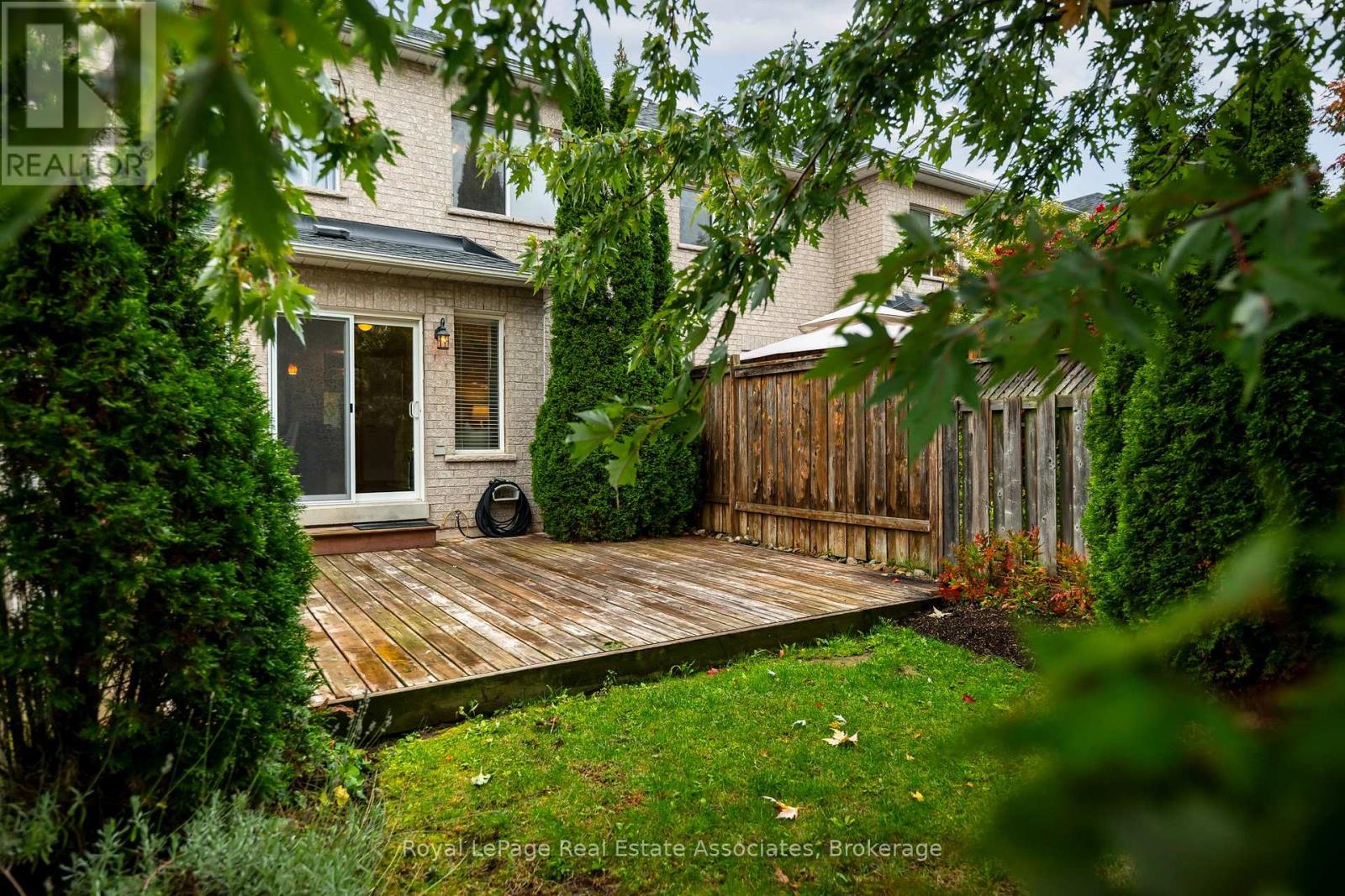 47 Bradley Drive, Halton Hills (Georgetown), Ontario  L7G 6B6 - Photo 7 - W14090938