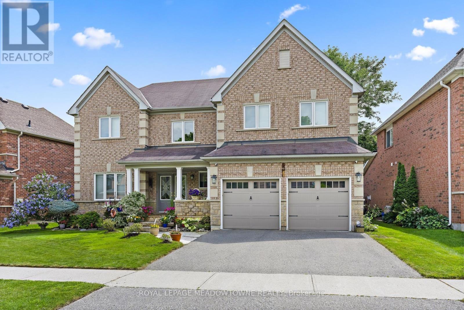 54 Grist Mill Drive, Halton Hills (Georgetown), Ontario  L7G 6C1 - Photo 1 - W14092502