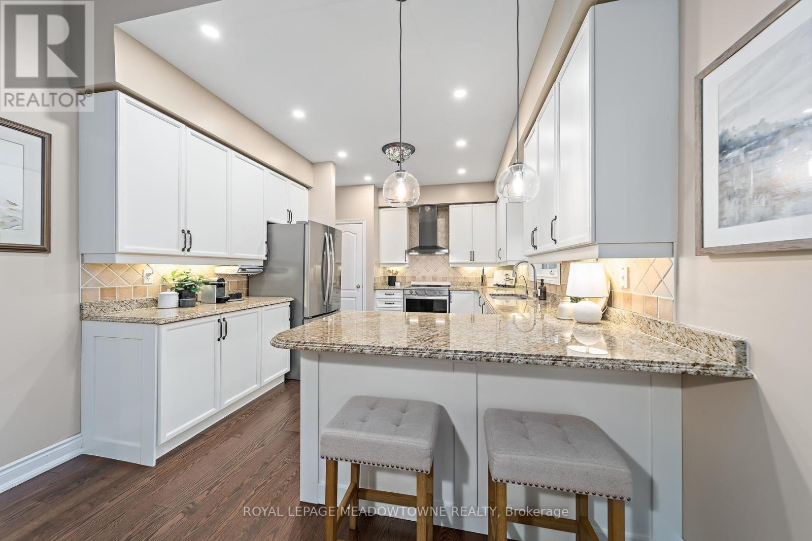 54 Grist Mill Drive, Halton Hills (Georgetown), Ontario  L7G 6C1 - Photo 13 - W14092502