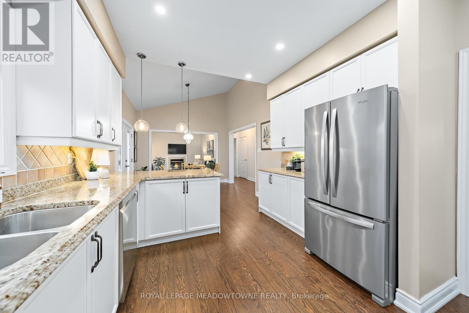 54 Grist Mill Drive, Halton Hills (Georgetown), Ontario  L7G 6C1 - Photo 17 - W14092502