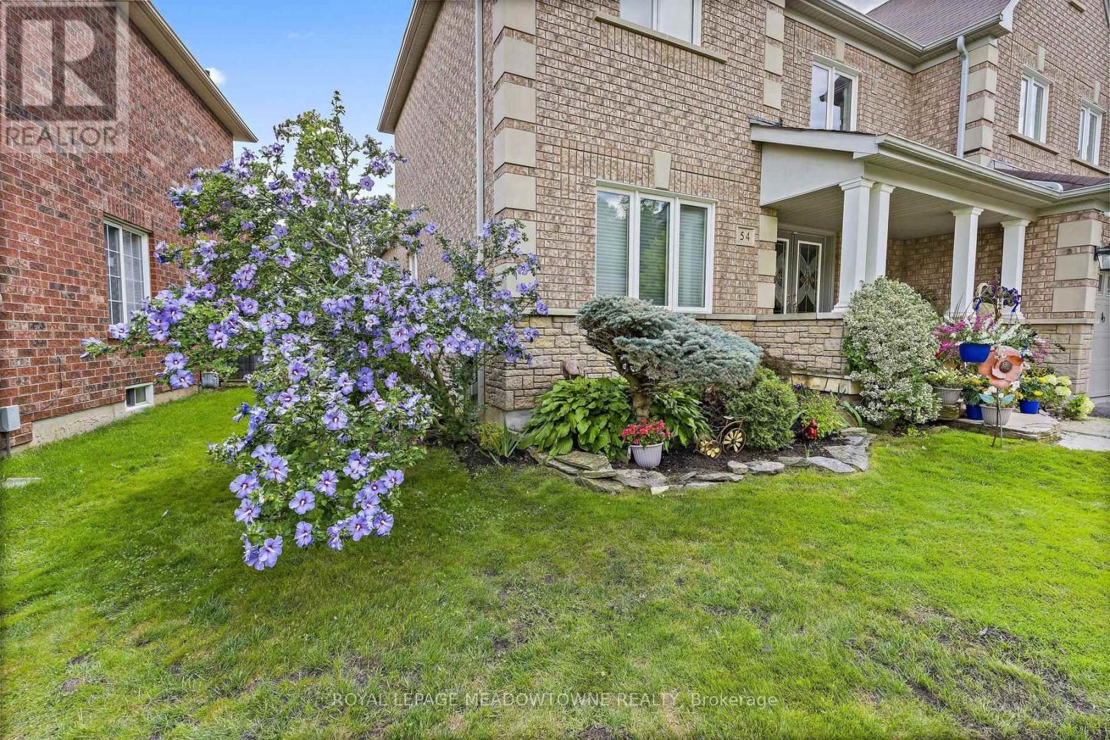 54 Grist Mill Drive, Halton Hills (Georgetown), Ontario  L7G 6C1 - Photo 5 - W14092502