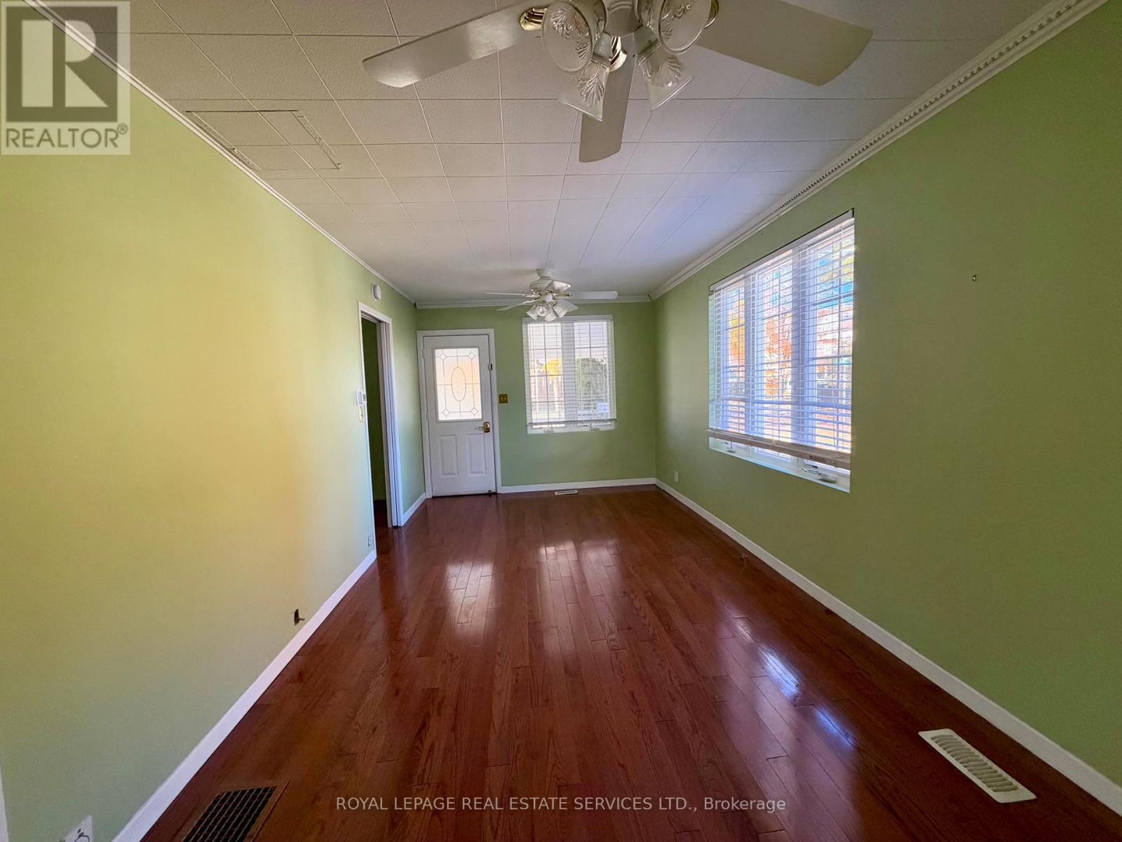 30 College Street, Halton Hills (Georgetown), Ontario  L7G 2N7 - Photo 5 - W14093524