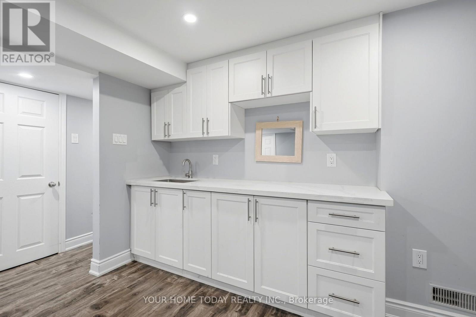 33 Preston Street, Halton Hills (Georgetown), Ontario  L7G 5V5 - Photo 30 - W14097746