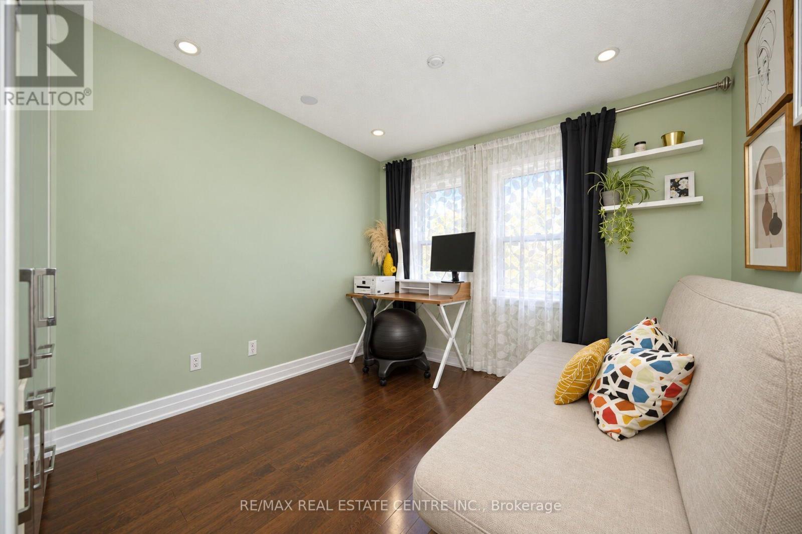 32 Mckinnon Avenue, Halton Hills (Georgetown), Ontario  L7G 5H5 - Photo 23 - W14098074