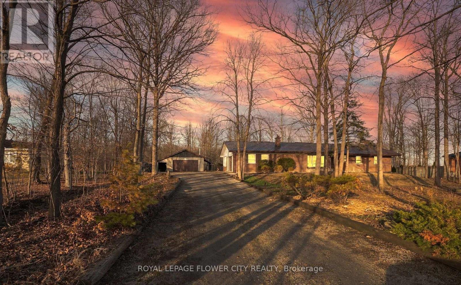 8449 Eigth Line, Halton Hills (Rural Halton Hills), Ontario  L7G 4S5 - Photo 1 - W14099690