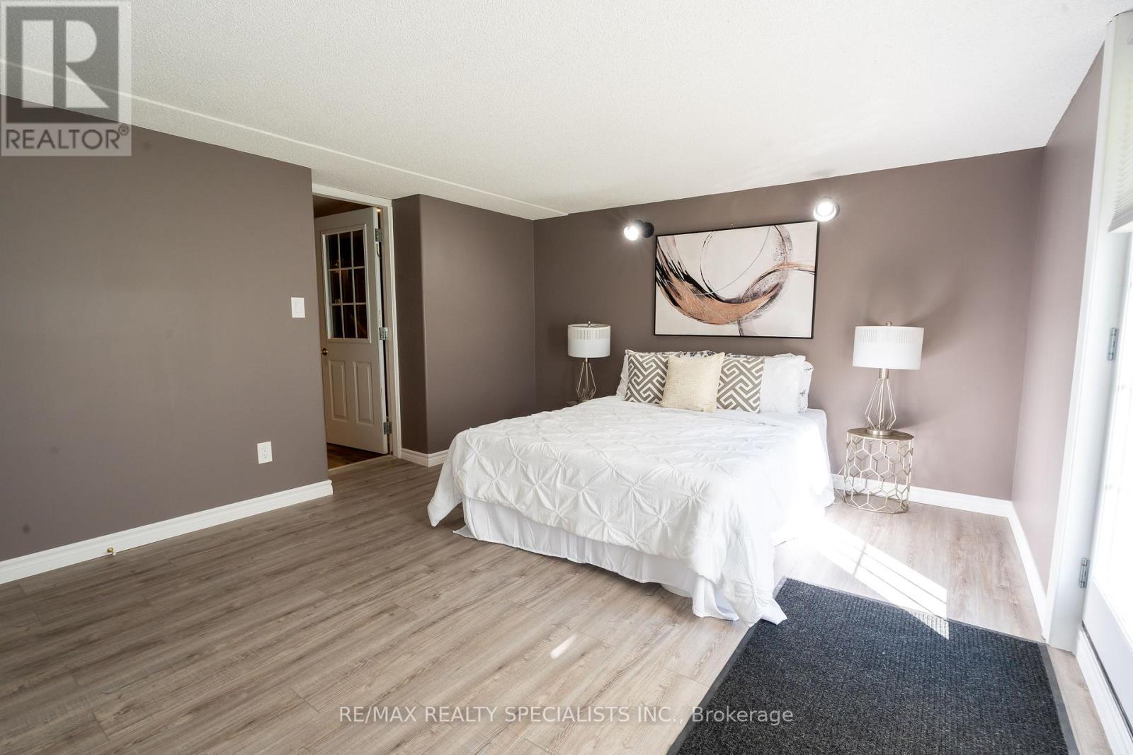 10642 Sixth Line, Halton Hills (Rural Halton Hills), Ontario  L7G 4S6 - Photo 24 - W14101858