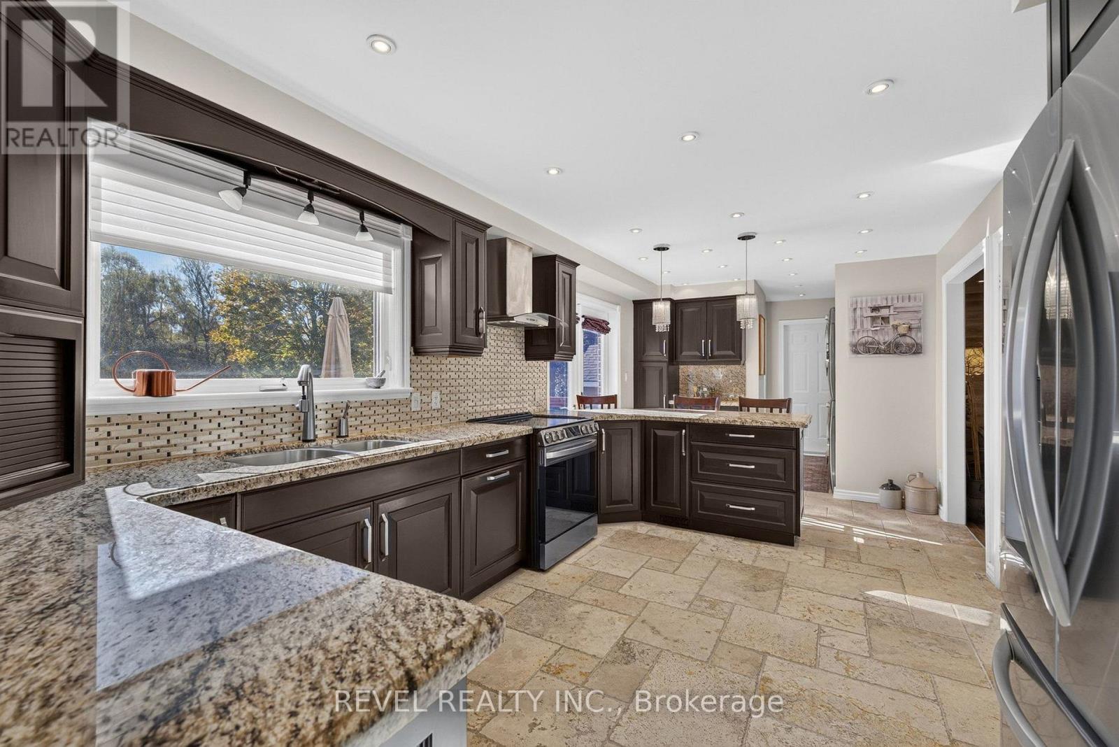 2084 Fifteenth Side Road, Milton (Moffat), Ontario  L0P 1J0 - Photo 19 - W14102308