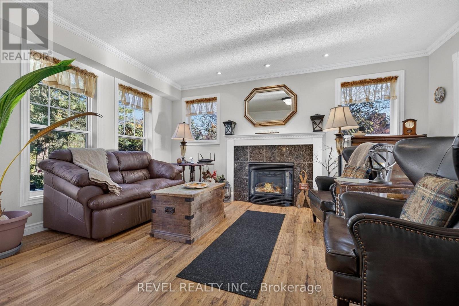 2084 Fifteenth Side Road, Milton (Moffat), Ontario  L0P 1J0 - Photo 9 - W14102308