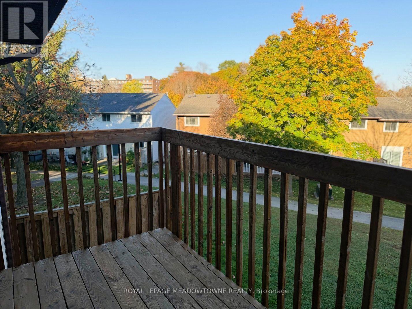 122 Lynden Circle, Halton Hills (Georgetown), Ontario  L7G 4Y8 - Photo 6 - W14107766