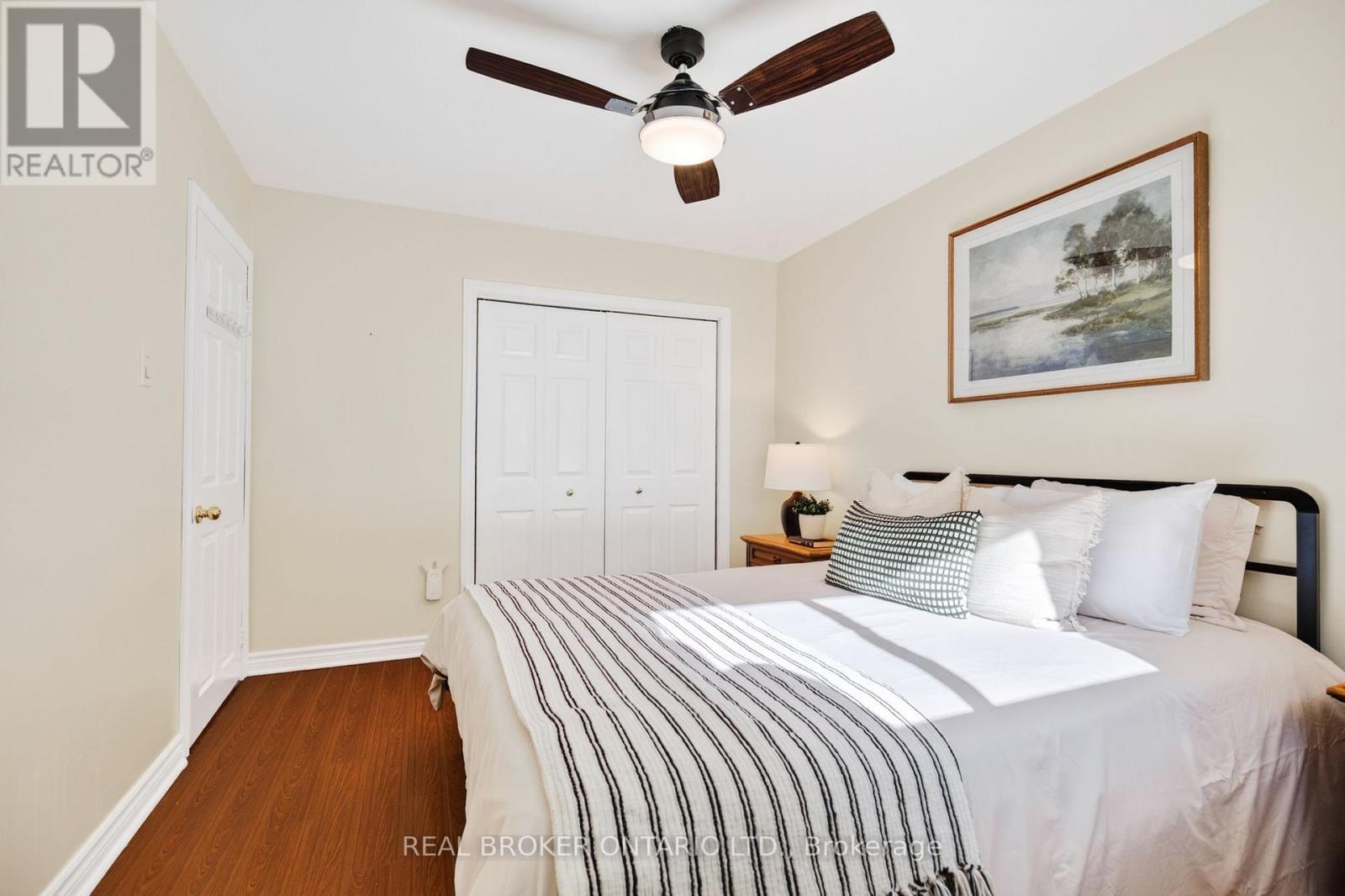 302 Delrex Boulevard, Halton Hills (Georgetown), Ontario  L7G 4G8 - Photo 17 - W14108728