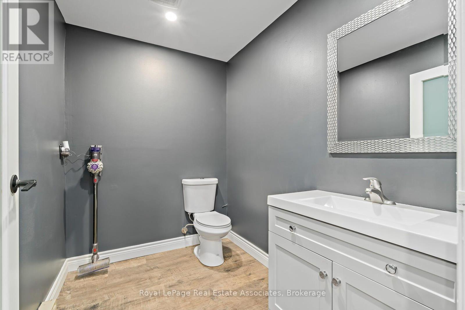 8 - 150 Armstrong Avenue, Halton Hills (Georgetown), Ontario  L7G 5G8 - Photo 23 - W14109506