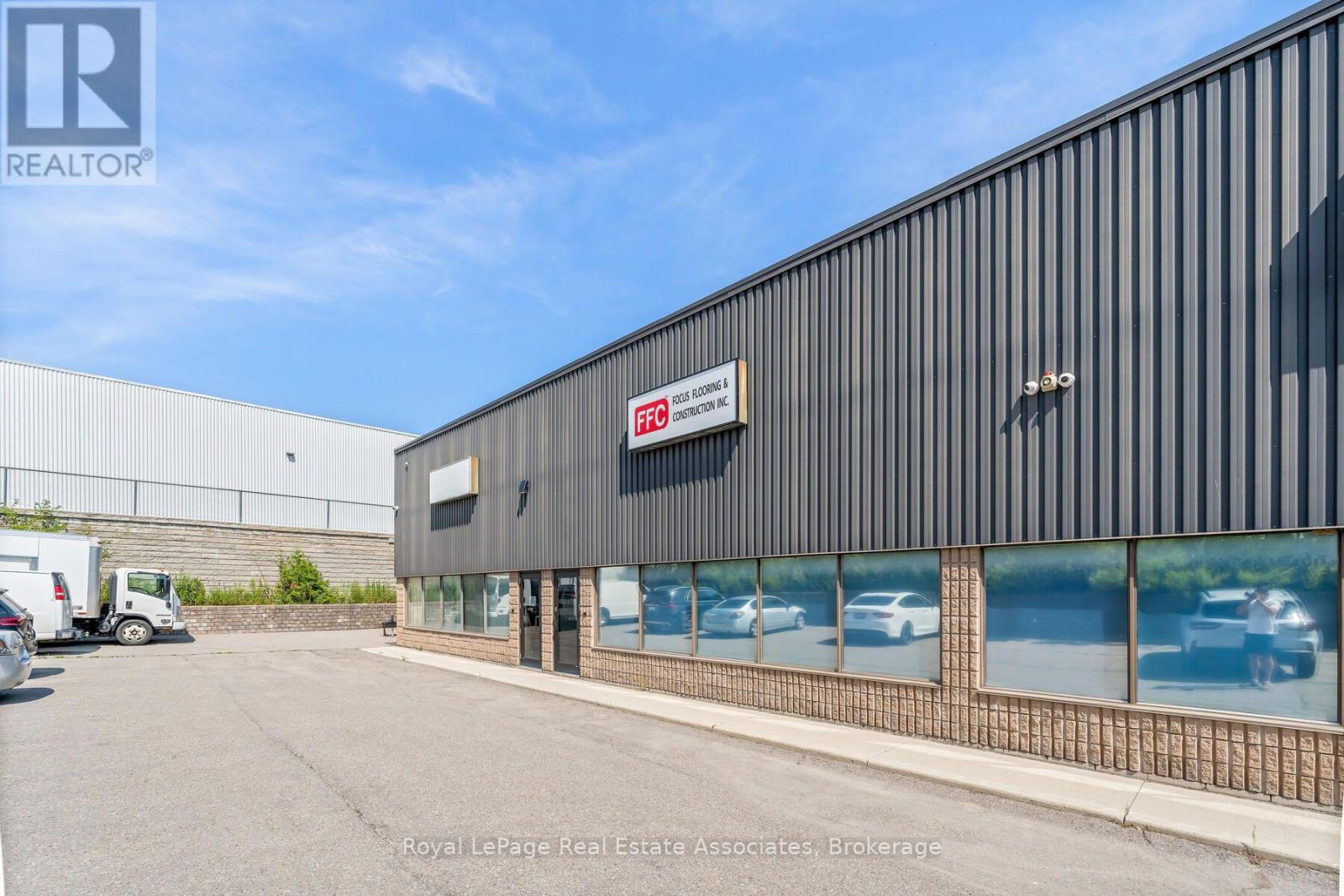 9 - 150 Armstrong Avenue, Halton Hills (Georgetown), Ontario  L7G 5G8 - Photo 1 - W14109510