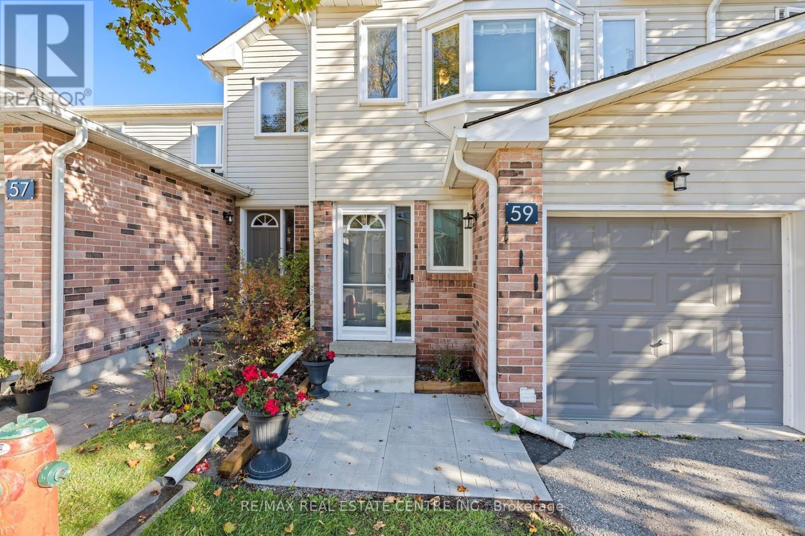 97 - 59 Corey Circle, Halton Hills (Georgetown), Ontario  L7G 5L7 - Photo 2 - W14111296