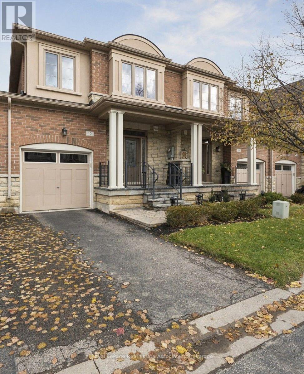 12 Diamond Leaf Lane, Halton Hills (Georgetown), Ontario  L7G 0G7 - Photo 1 - W14111852