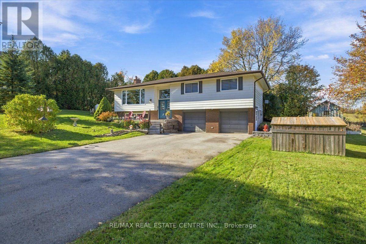 9032 32 Nd Side Road, Halton Hills (Ac Acton), Ontario  L7J 2L8 - Photo 2 - W14112764